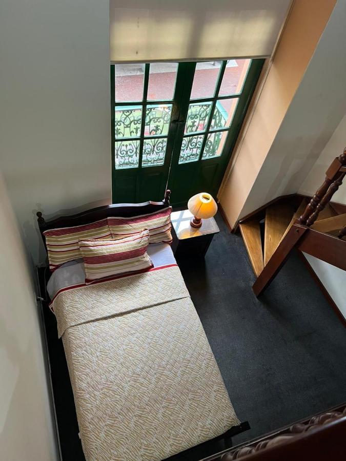 Hostal Victoria Quito Exterior photo